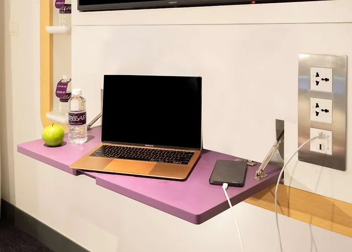 Yotelair Singapore Changi Airport LandsideAirport Hotel